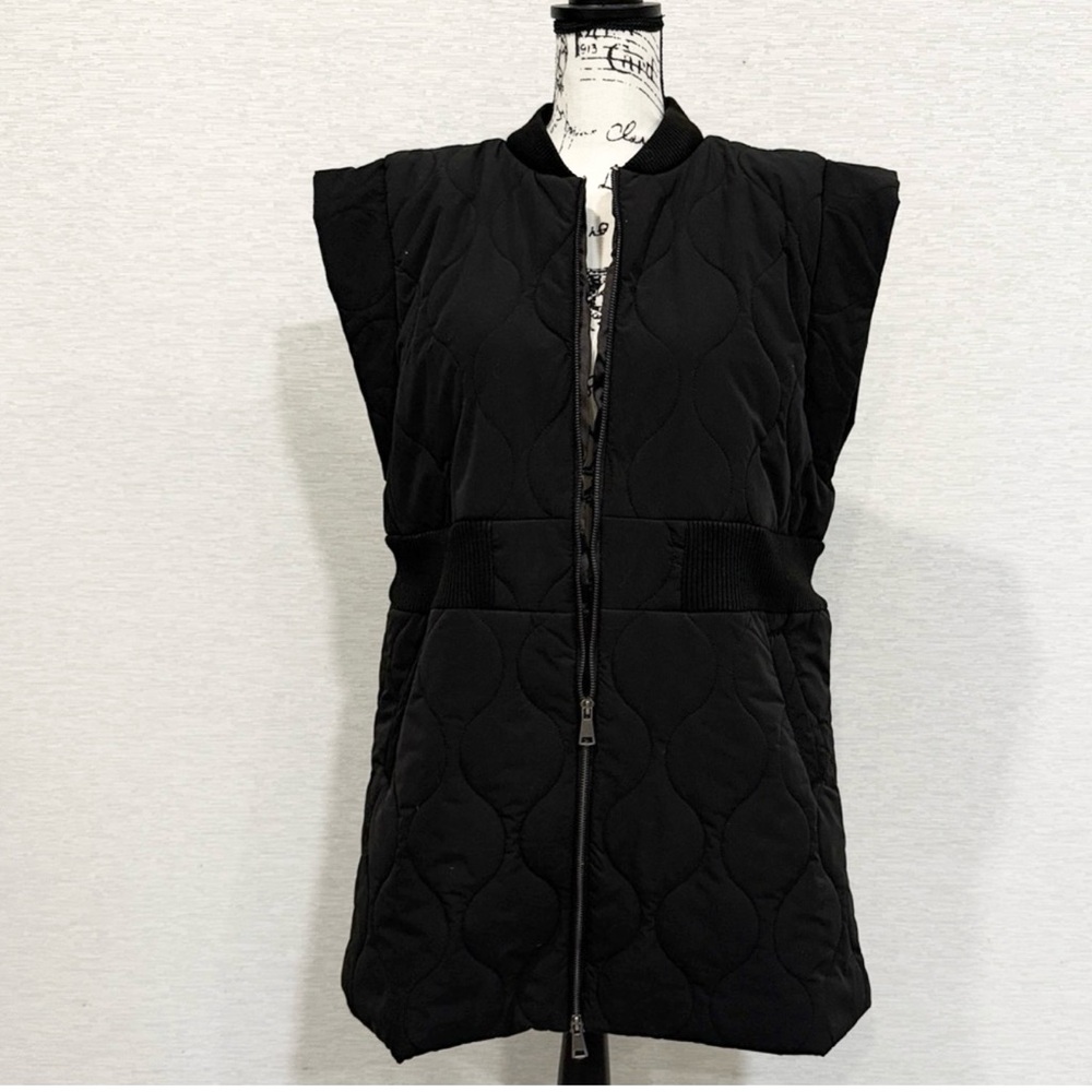 Marcus Adler Black Zara Vest Size L/XL